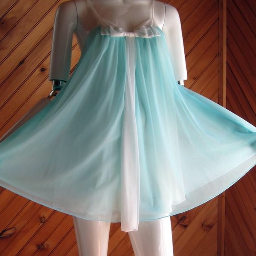 Betsey Johnson nightgown / lingerie - SMALL